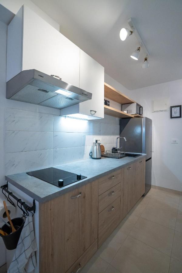Vincent Studio Apartment Fiume Esterno foto